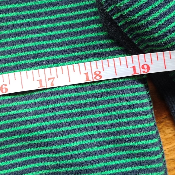 Lululemon Avenue Pullover - Picture 9 of 11